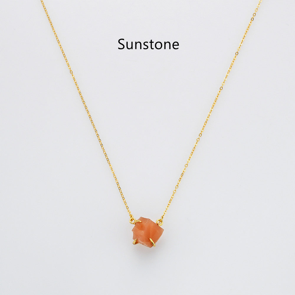 raw sunstone necklace, gold claw necklace, gemstone necklace, birthstone necklace, healing crytal stone necklace, jewlery for women