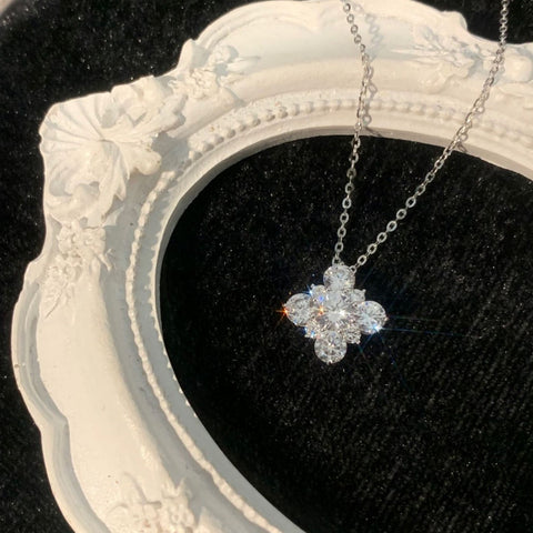 Dainty Four Leaf Clover CZ Pendant Necklace Zircon Necklace, S925 Sterling Silver, Fashion Jewelry AL1216
