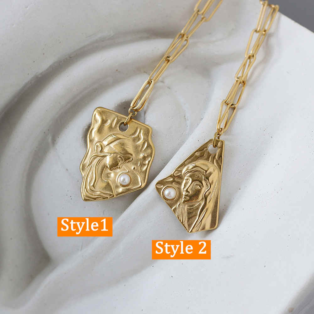 Gold Freshwater Pearl Girl Chain Necklace AL079