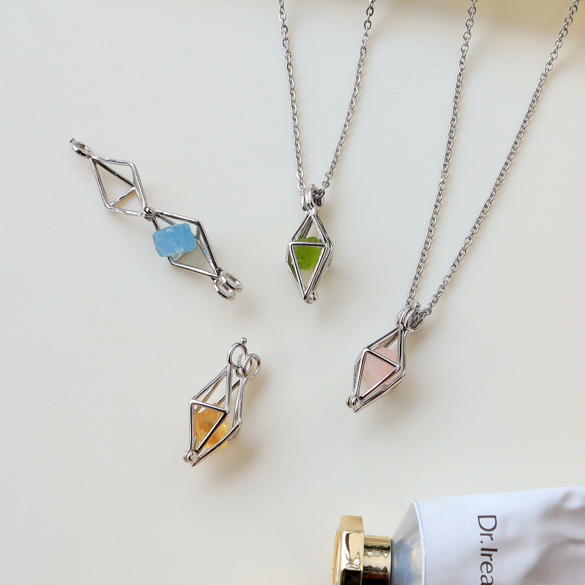 16" Silver Plated Hollow Diamond Raw Gemstone Pendant Necklace, Healing Crystal Stone Necklace, Birthstone Necklace, Fashion Jewelry Gift For Women BT007