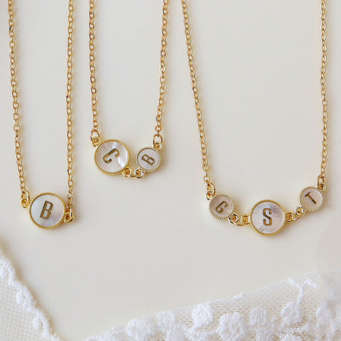 16" Gold Round White Shell Carved Initial Letter Necklace, 4~5 Stones, Personalization Jewelry KZ021