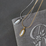 16" White Shell Pendant Snake Chain Necklace, Titanium Steel Gold-Plated Jewelry AL1269