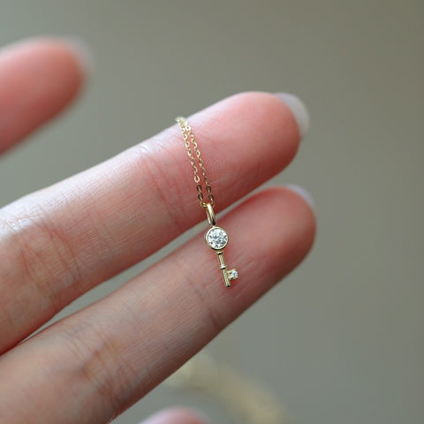 S925 Sterling Silver Mini Key Zircon Pendant Necklace in 14K Gold Plated AL1307