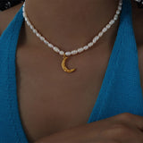 Pleated Texture Gold Crescent Moon Necklace, Titanium Steel Freshwater Pearl Beaded Necklace AL802