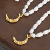 Pleated Texture Gold Crescent Moon Necklace, Titanium Steel Freshwater Pearl Beaded Necklace AL802