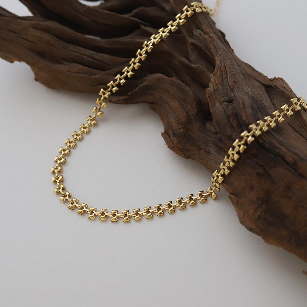 3 Styles Gold Dot Chevron Choker Necklaces Arrow Necklace Titanium Steel Simple Jewelry Necklace AL920