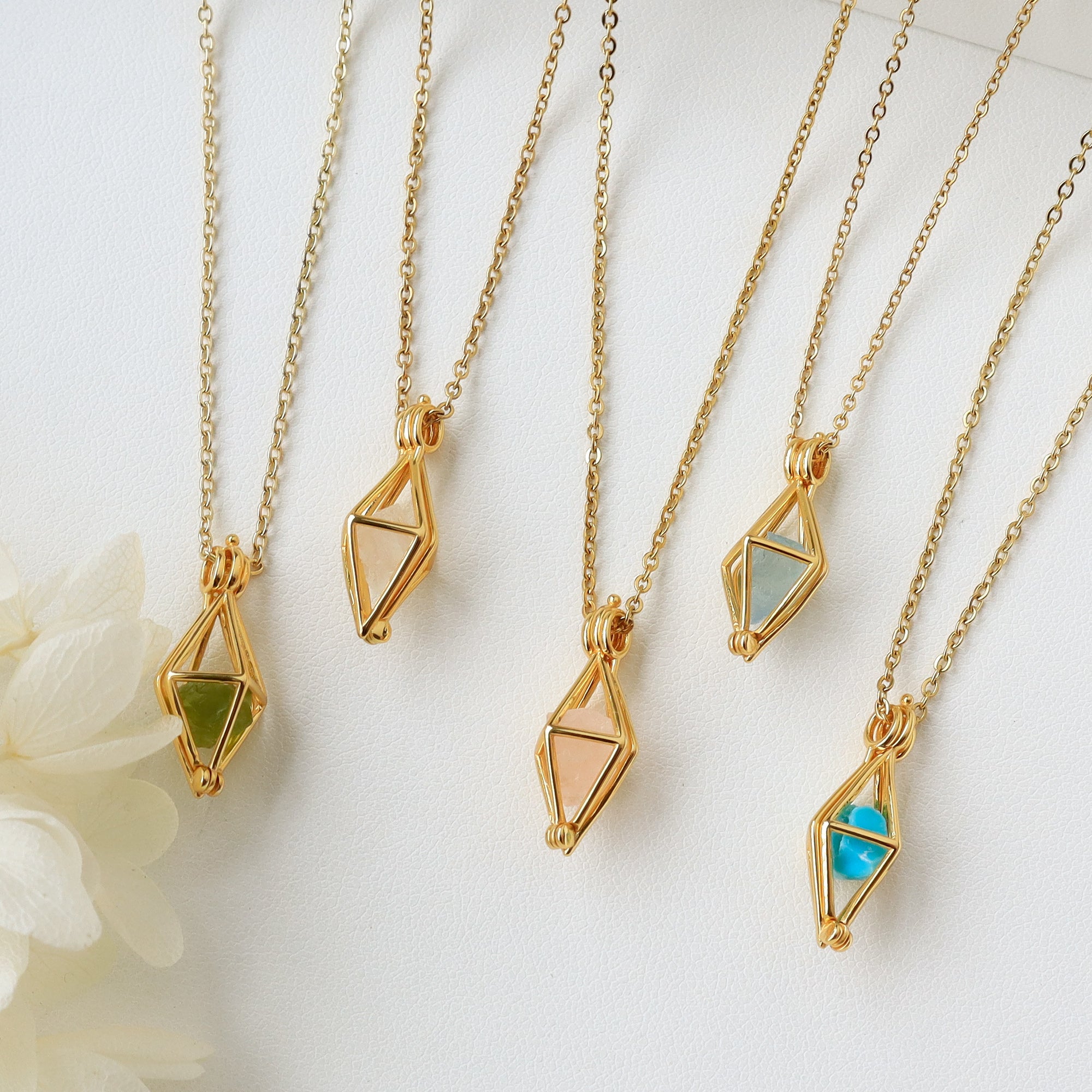 16" Gold Plated Hollow Diamond Raw Gemstone Pendant Necklace, Healing Crystal Stone Necklace, Birthstone Necklace, Fashion Jewelry Gift For Women BT006