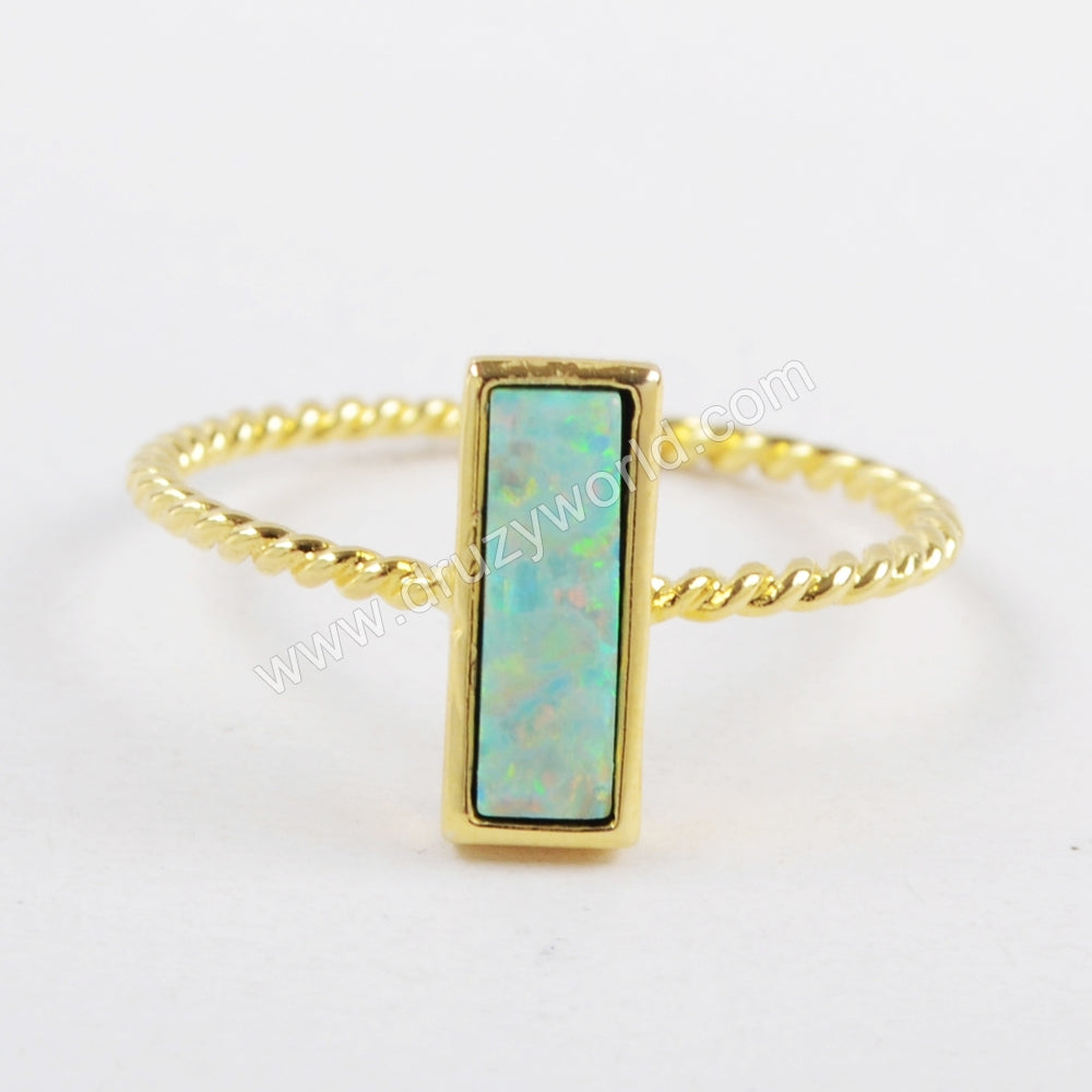 Rectangle Whit Opal Ring