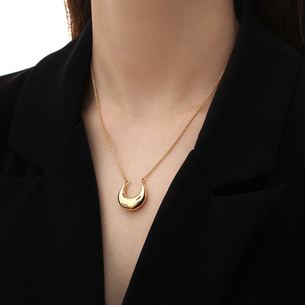 16" Gold Plated Brass U-shaped Pendant Crescent Necklace