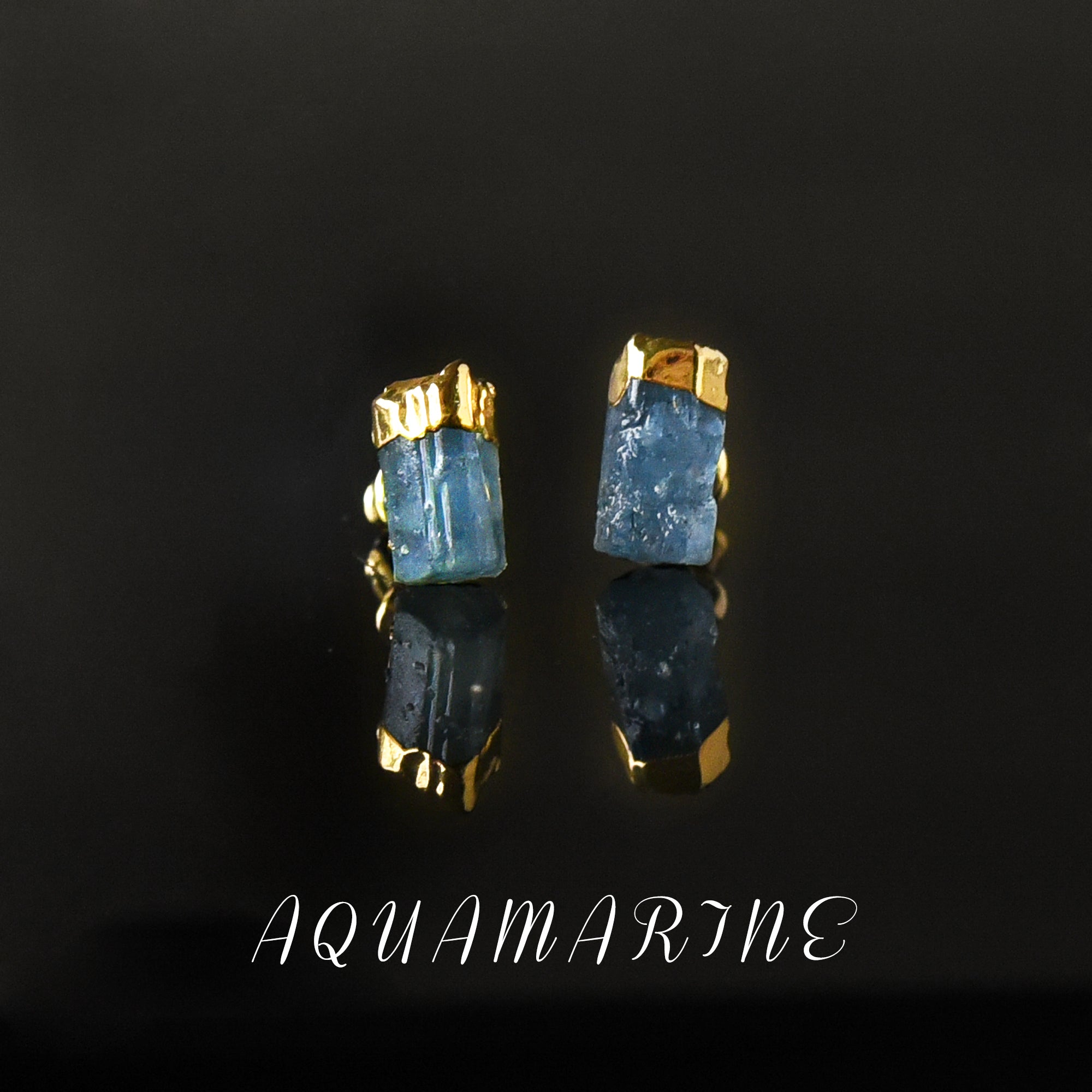 Gold Plated Cap Natural Raw Aquamarine Stud Earrings, March Birthstone Earrinsg, Healing Crystal Stone Post Earrings, Gemstone Jewelry BT008