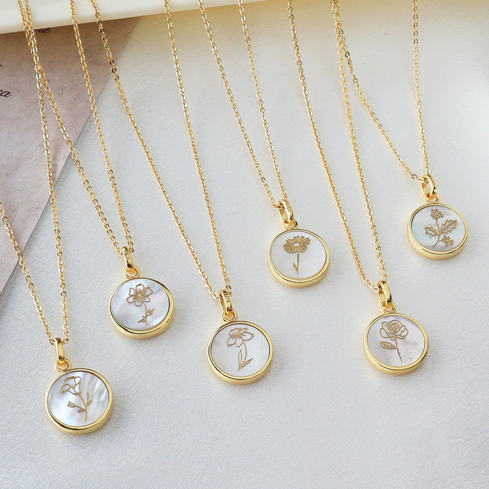 Wholesale Gold Plated Round White Shell Carved Birth Month Flower Pendant Necklace, Natural Shell Jewelry KZ009
