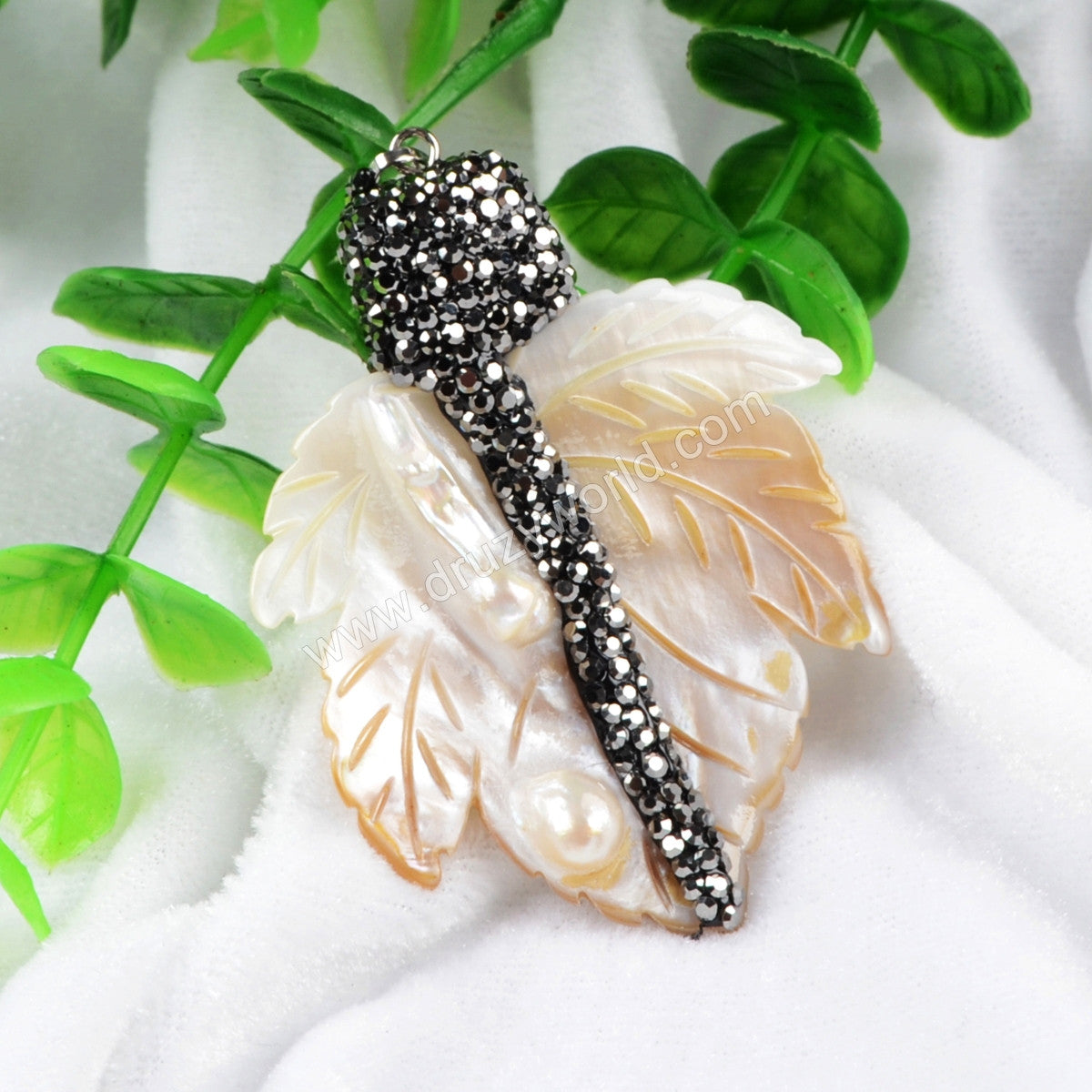 Natural Pearl Shell Carved Leaf Paved With Zircon Pendant Bead JAB184