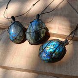 Oval Natural Labradorite Necklace, Egg Shape, Polished Labradorite Crystal Stone Necklace Jewelry HUS008